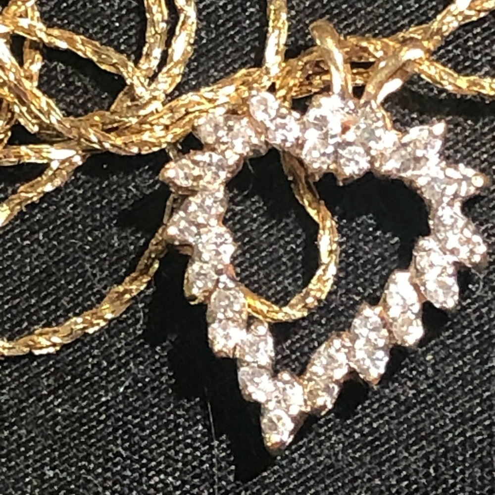 14K Heart diamonds necklace - Picture 4 of 10
